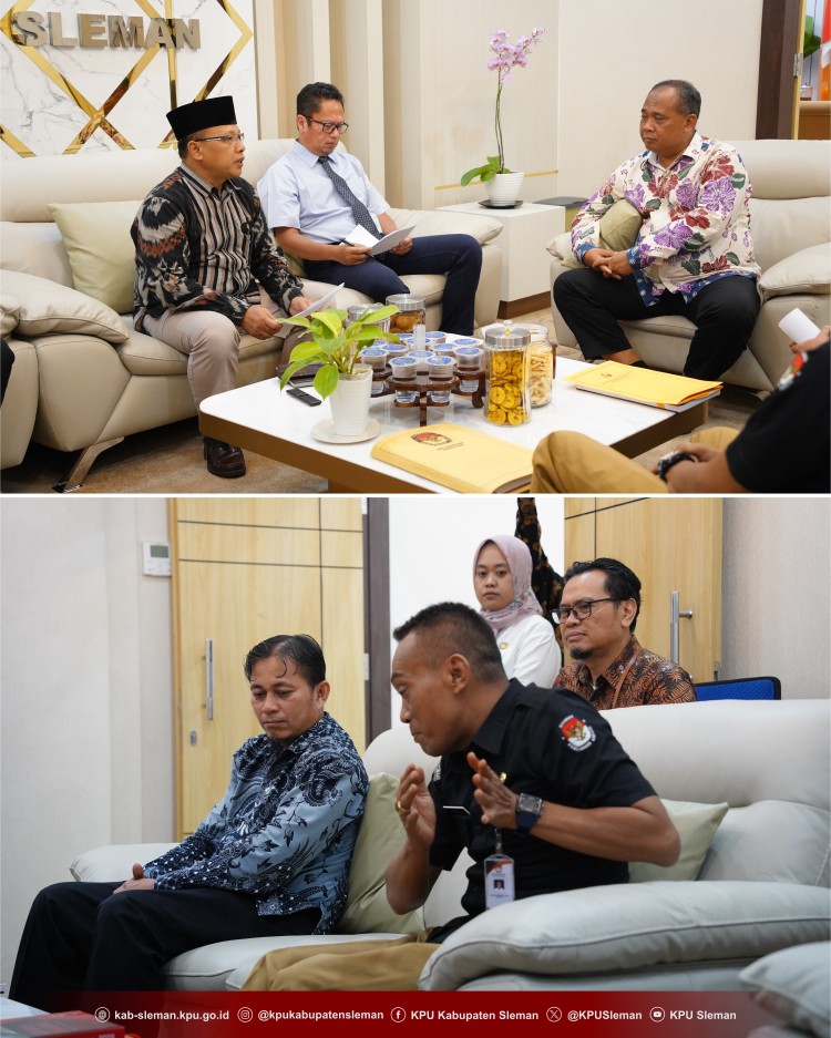 Dok. Foto Ketua dan Sekretaris KPU Kabupaten Sleman menyampaikan laporan pertanggungjawaban dana hibah